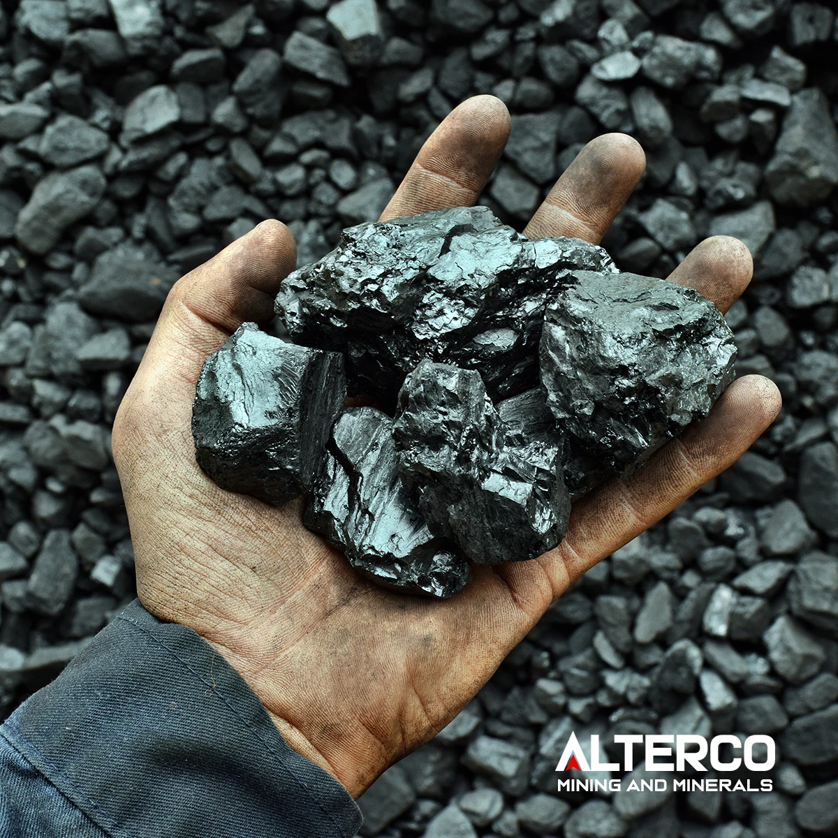 
Антрацитовый уголь из Индонезии (прямой поставщик)-Премиум качество и доступная цена 