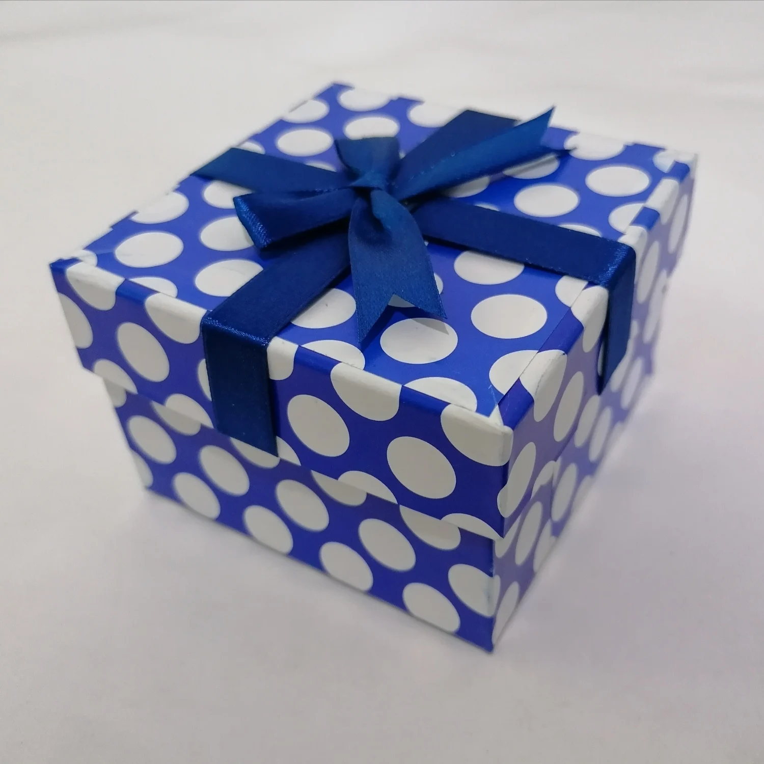 Разноцветная коробка для часов лучшая Подарочная красный синий розовый корпус браслета ювелирных изделий коробки контейнер экспорт