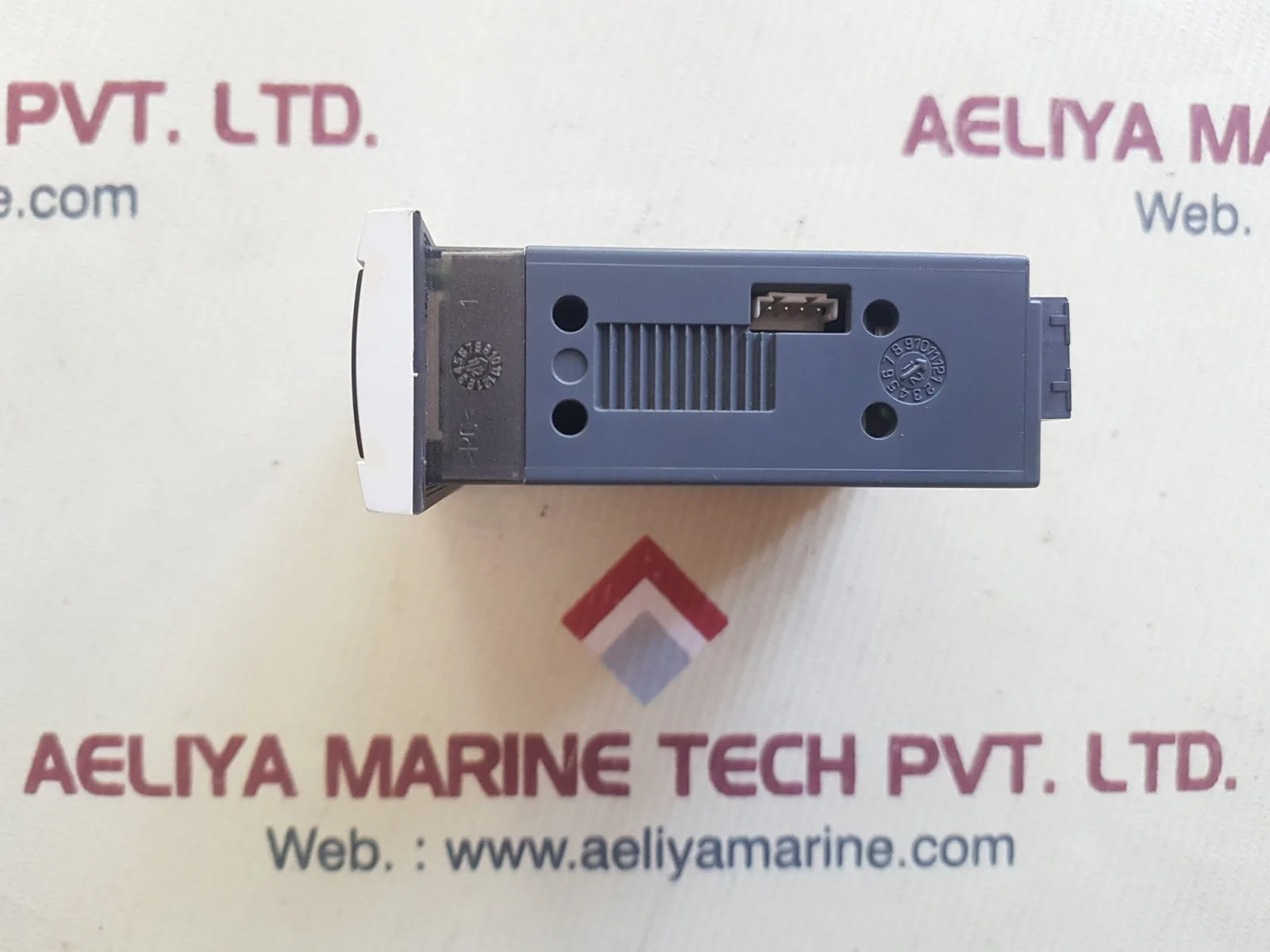 Ir33z9mr20 Process Controller