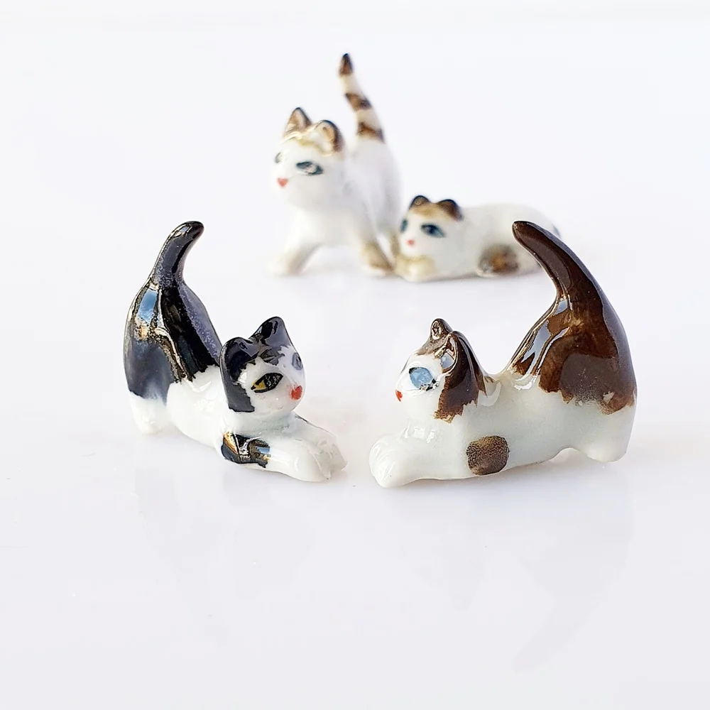 Dollhouse Miniatures Ceramic Figurine Animals Cat Kitten (4pcs / Set)