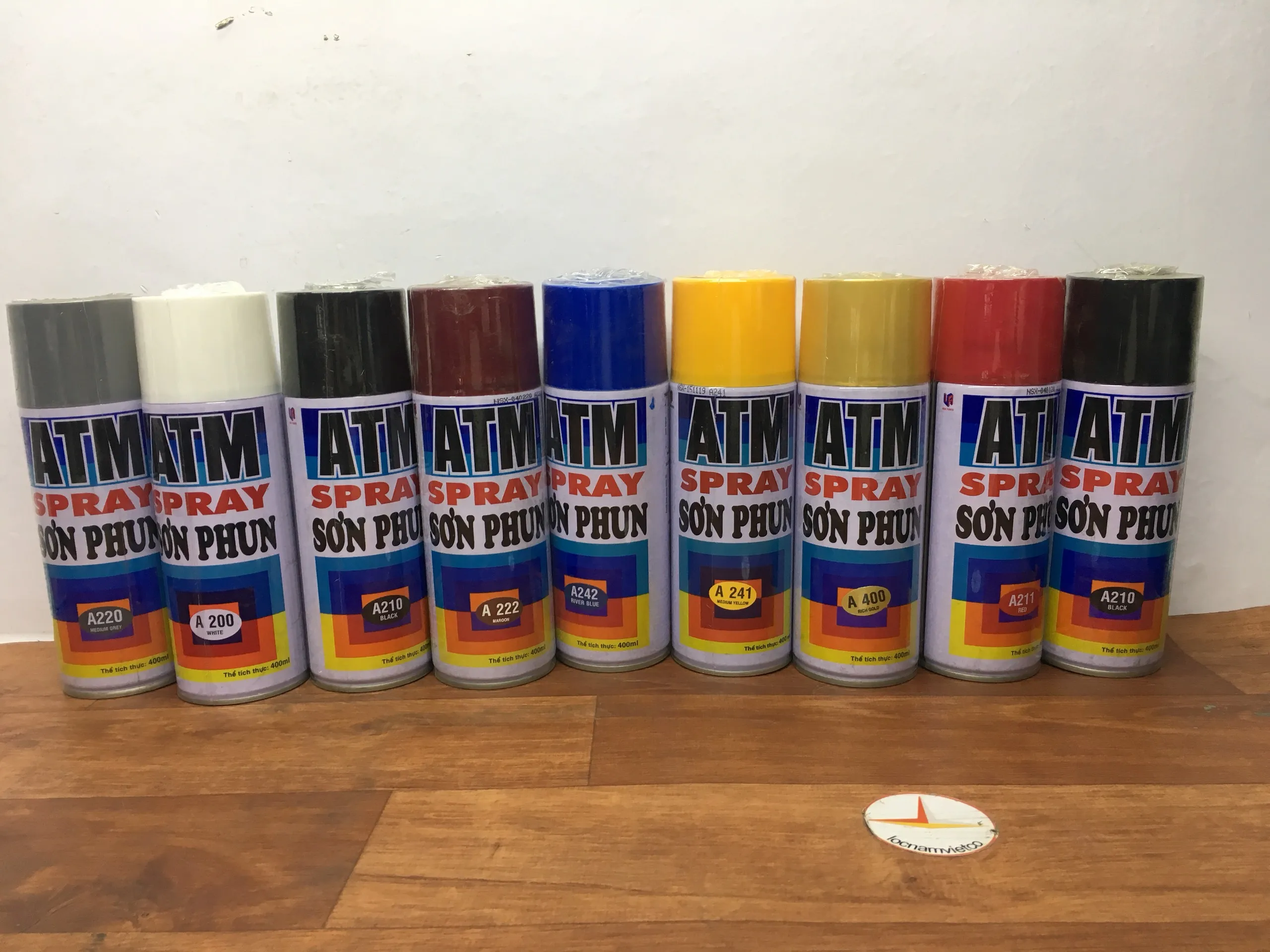 
Acrylic Color Aerosol ATM Spray Paint Vietnam 270gr 400 Ml Liquid Coating 24 Hours for Hard Dry 5-8 Minutes for Dry Surface UR 