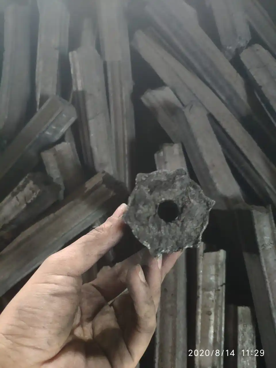 Вьетнамские брикеты высшего качества для длительного горения, для барбекю, опилок