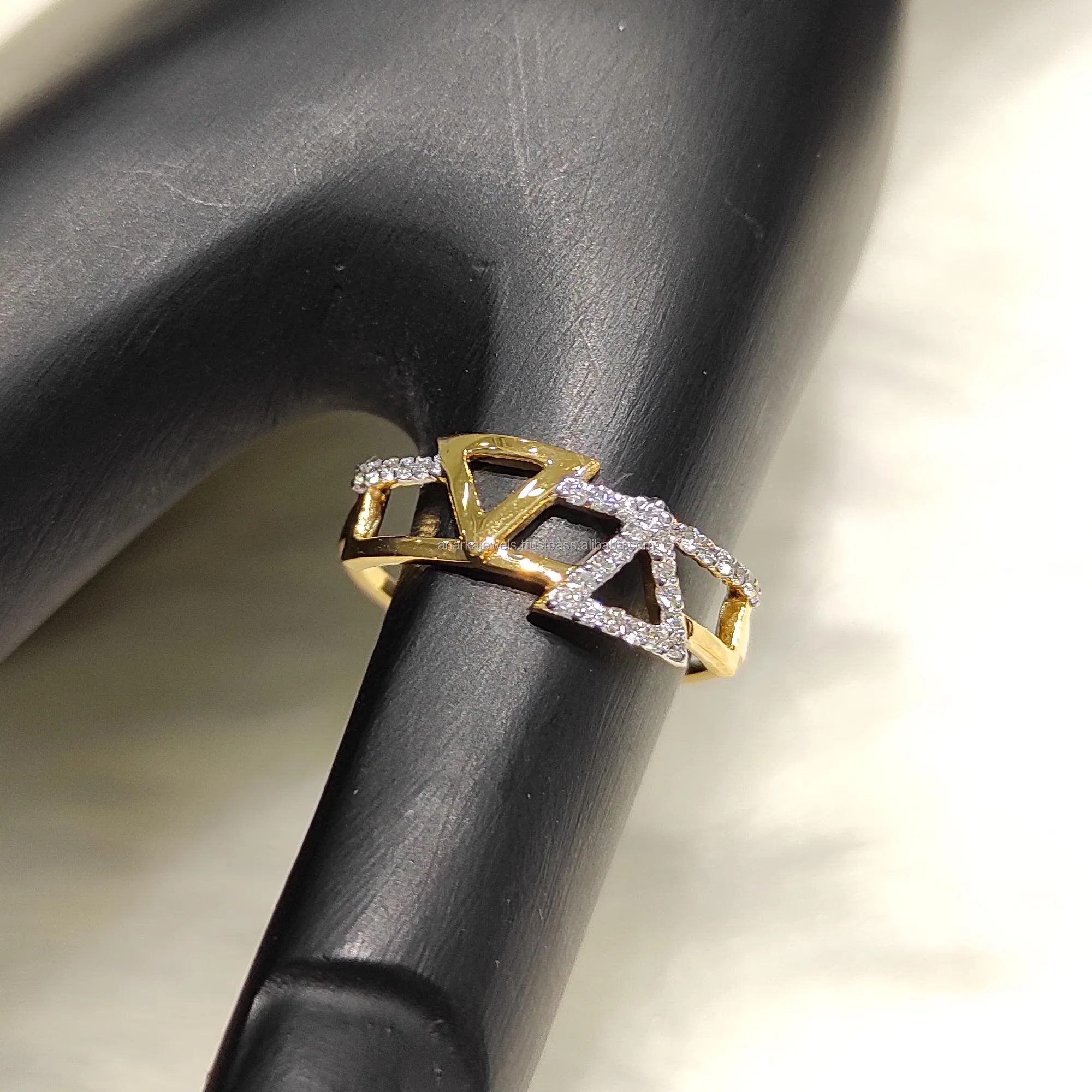 Designer 14K Yellow Gold Diamond Wedding Ring Jewelry Gift For Women TTR 057