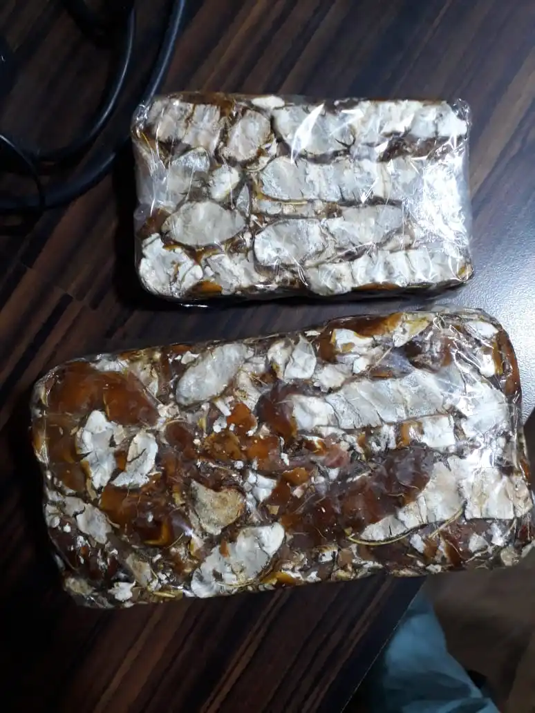 Organic Indian Tamarind Seedless with 5% Seeds Best Quality