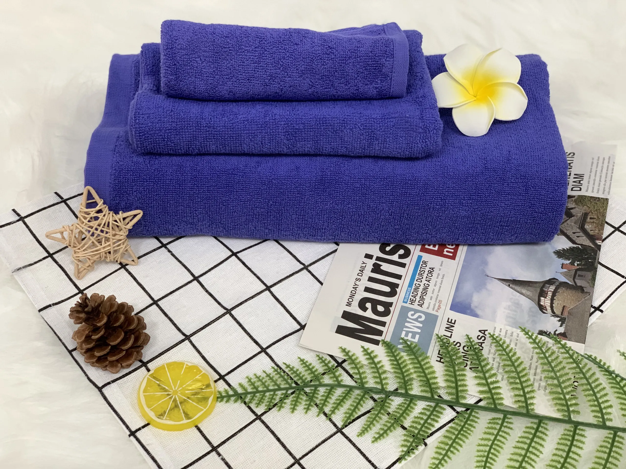 Wholesale 100% organic cotton Comfortable Affordable bath towels super soft and super absorbent towels