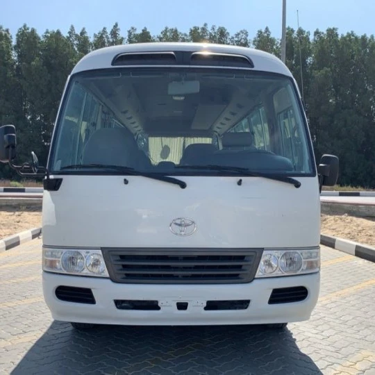 Довольно бывшие в употреблении сидения Toyota Coaster 2015 30