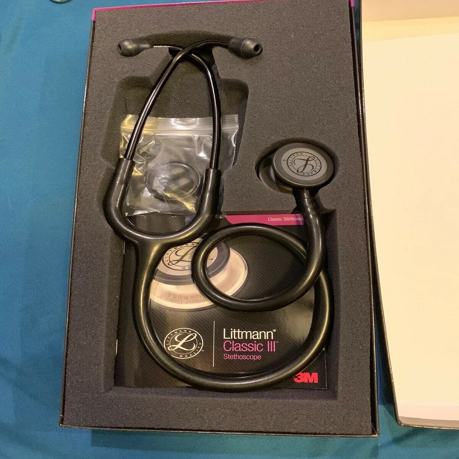 
STETHOSCOPE LIGHT WEIGHT/ MEDICAL EQUIPMENT 