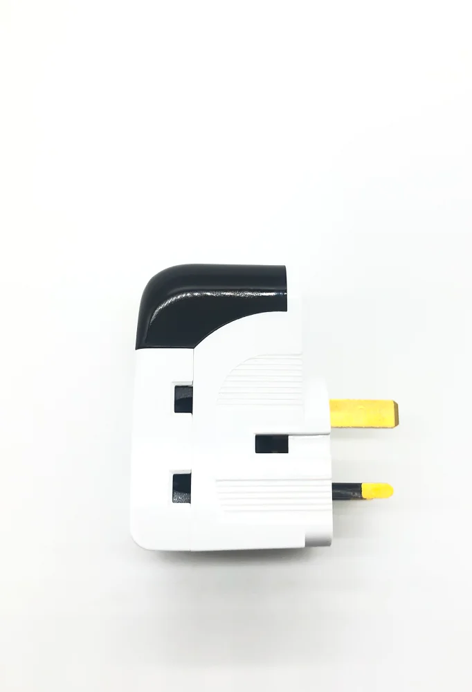 Multi Three plugs UK BS 1363/3 and CB certificate GCC Gmark Power Supplies Adapters With full copper pins