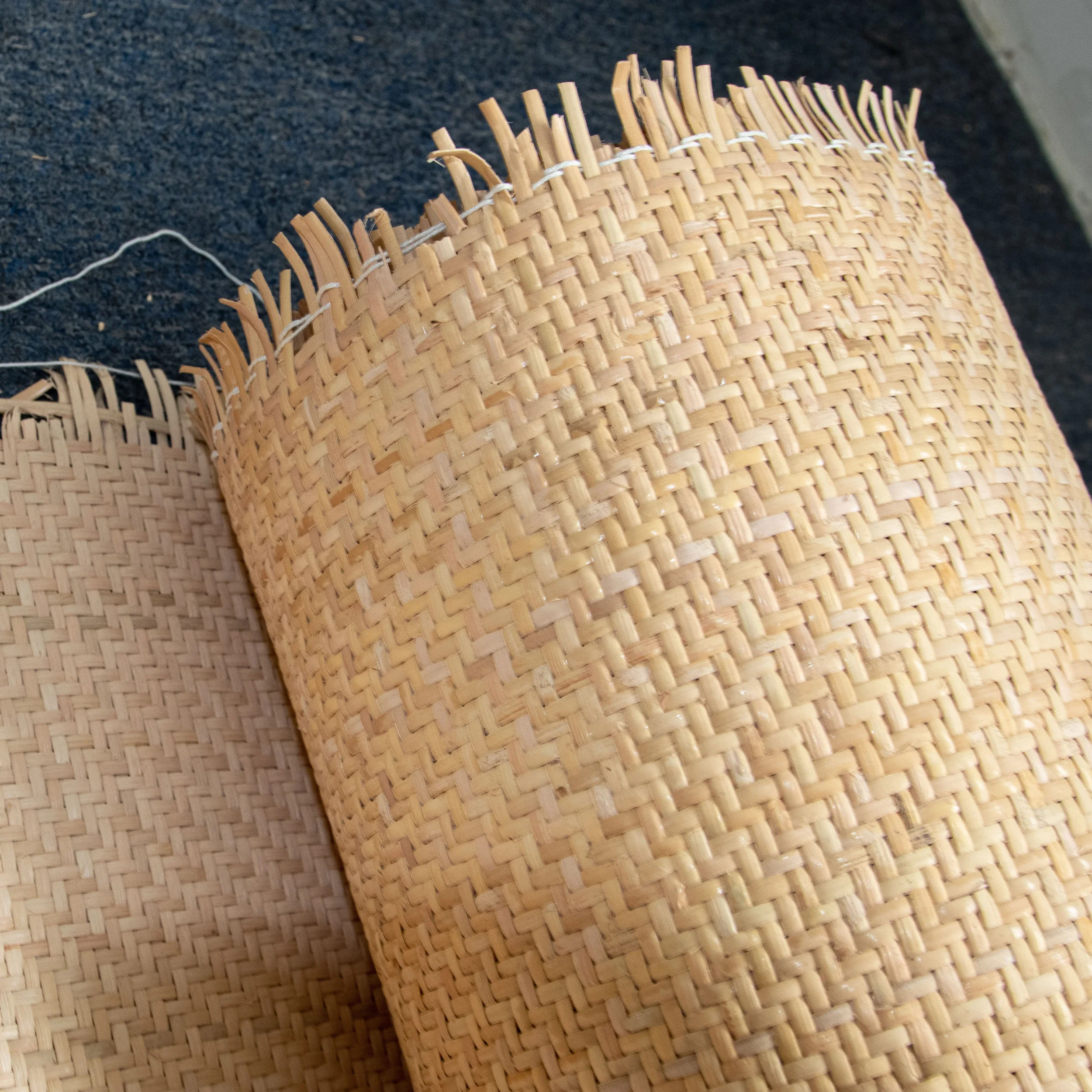 Hot Sale Vietnamese Product Natural Mesh Rattan Cane Webbing Roll Custom Size For Furniture In Vietnam