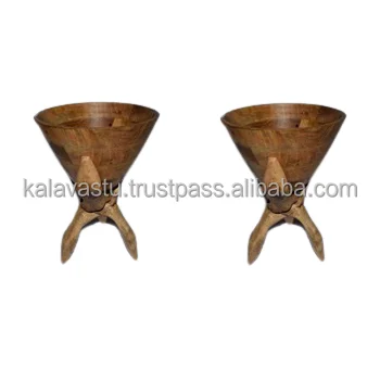 Wooden cobra stand for bowl or ball