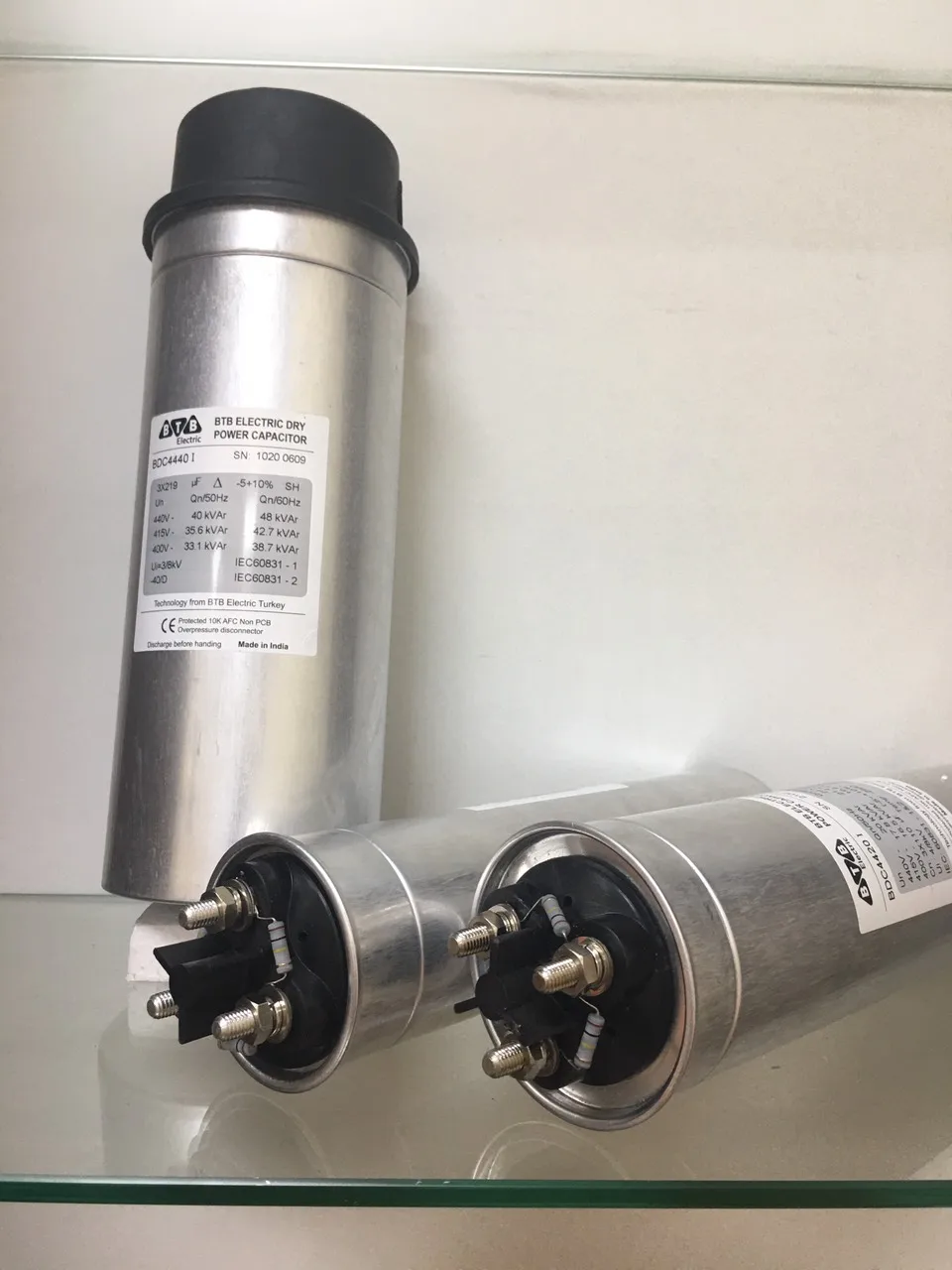 Power FACTOR CORRECTION  capacitor 50 Kvar 440V 50Hz 3 Phases  ROUND type  Made In TURKEY
