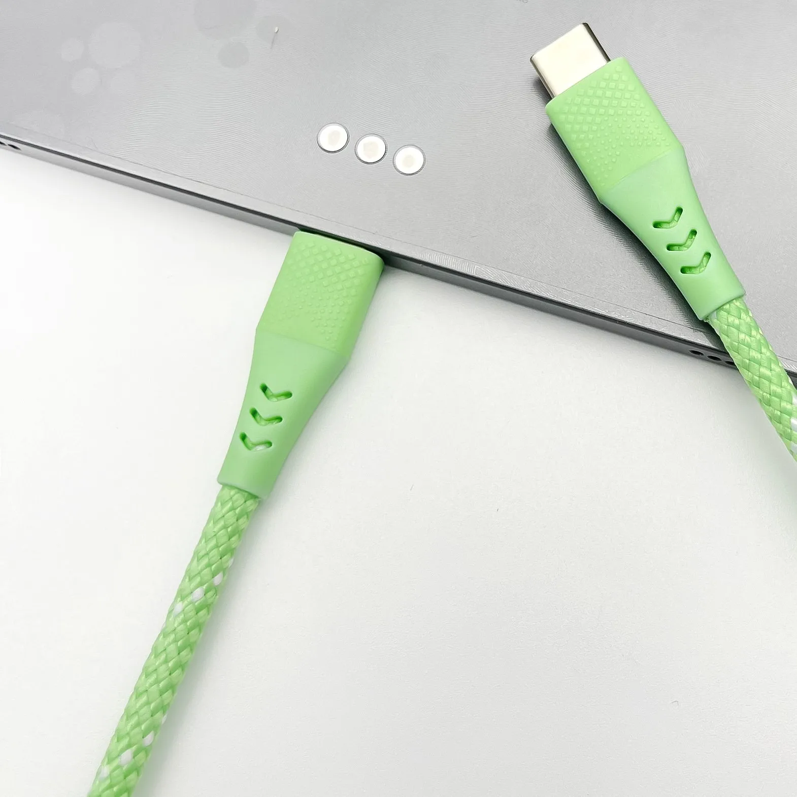 Special Color Grass Green Braided USB C Charging Cable - C to C Port 1M With 3D Pattern on Plug
