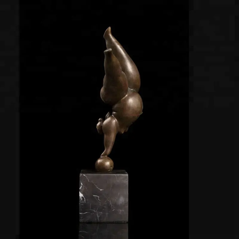 Indoor crafts decoration Bronze statue of a fat nude woman by Fernando Botero