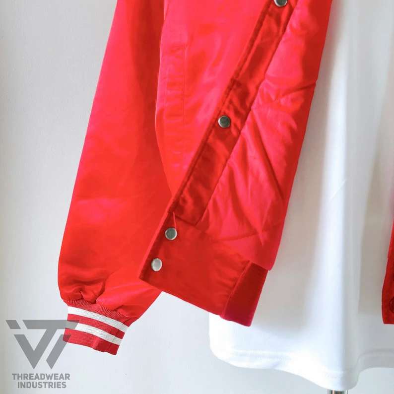 Изготовленный На Заказ блок красная и черная атласная Цинциннати бейсбол вышитые полный с боковой молнией Молодежная куртка