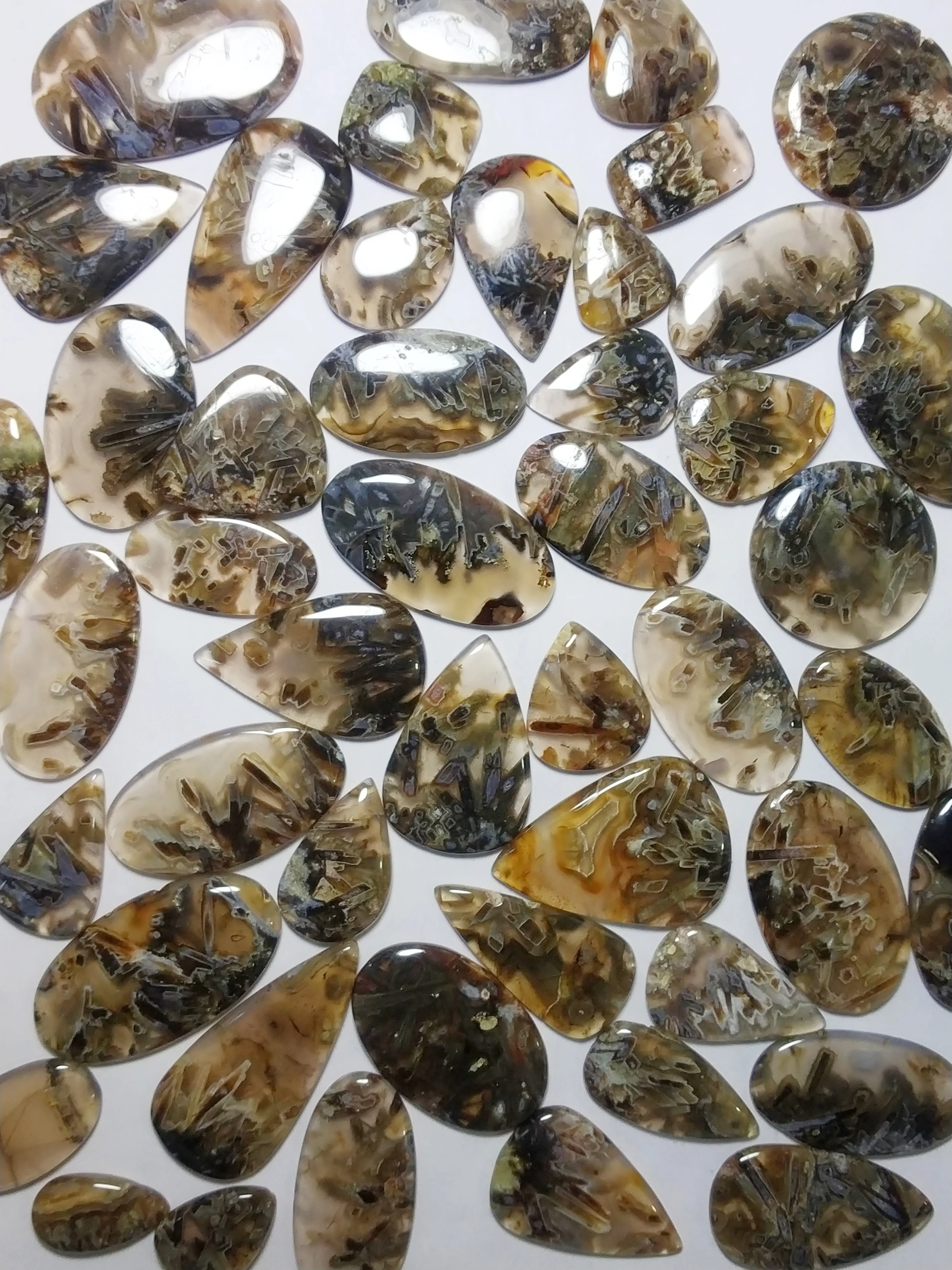 nice quality free size cabochons mix shape turkish stick agate