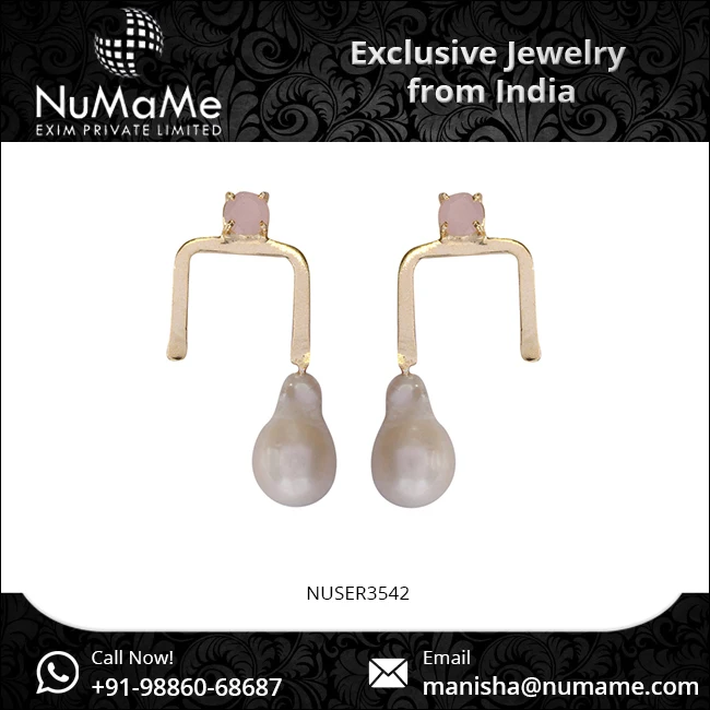 Unique Design 22K Gold Plated Rose Quartz Cultured Baroque White Pearl Brass Geometric Stud Earrings for Women at Lowest Price