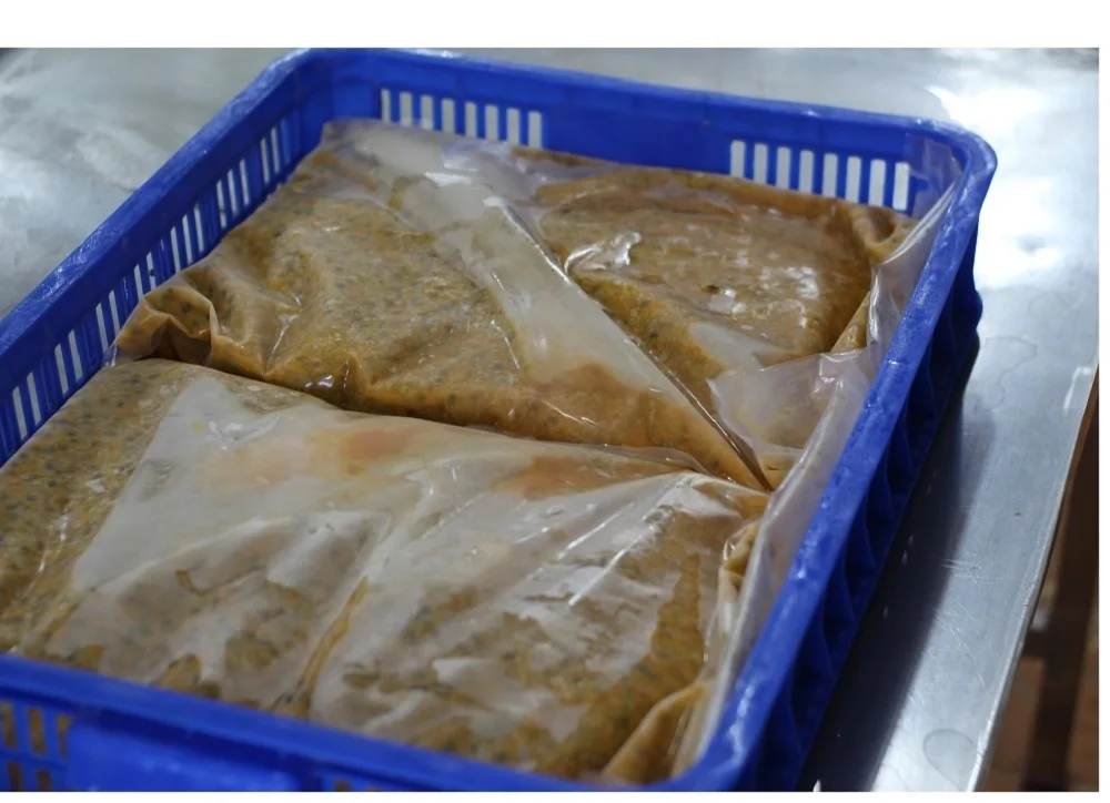 Замораживающий процесс IQF целая форма сладкий вкус натуральный цвет замороженные фрукты 12 месяцев срока годности целлюлоза страстных фруктов из