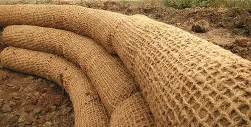  Натуральная древесная сетка coir для Эрозии Склона поставщик из