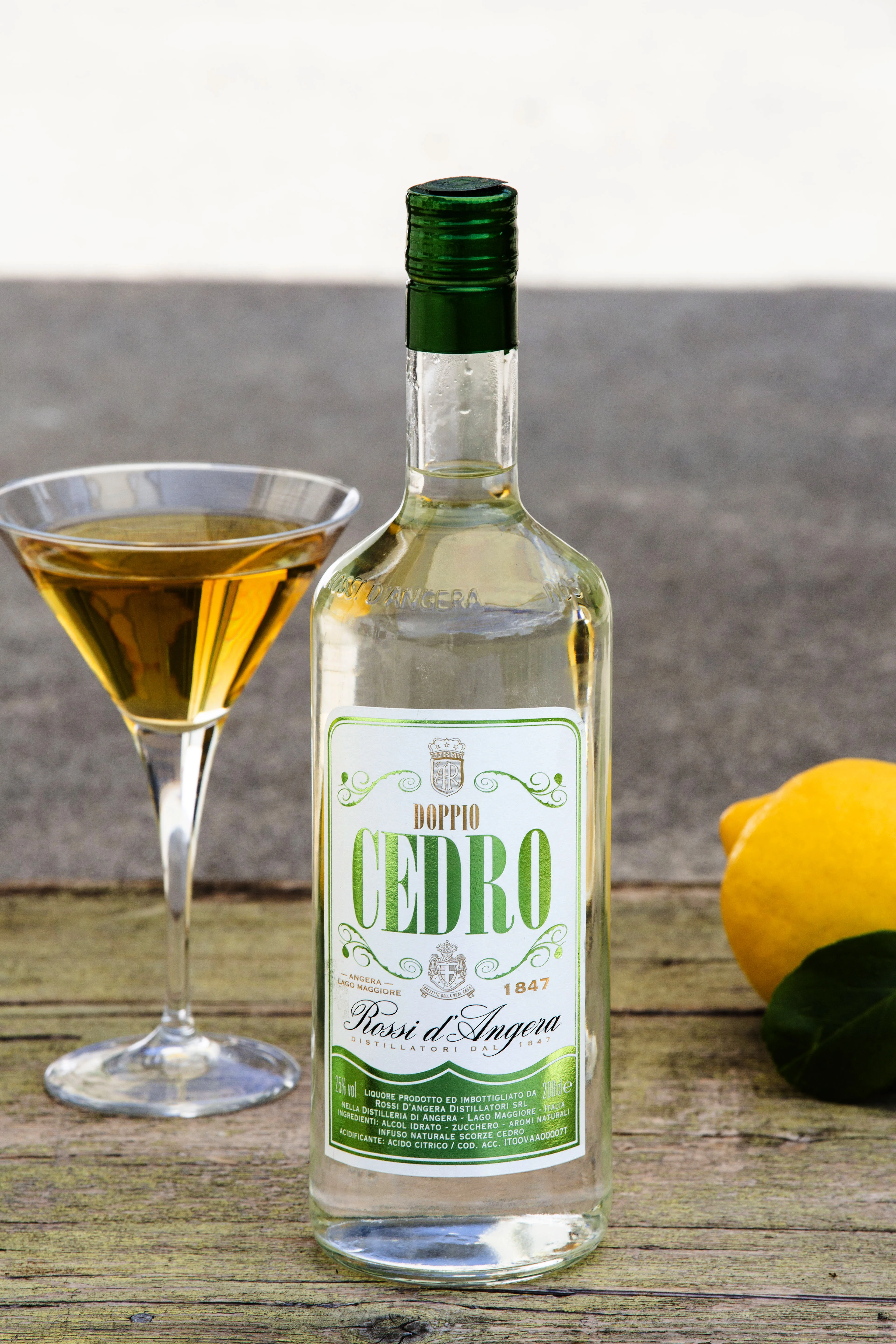 Premium quality Italian spirits liqueur Cedro 25%vol 100cl alcoholic beverage