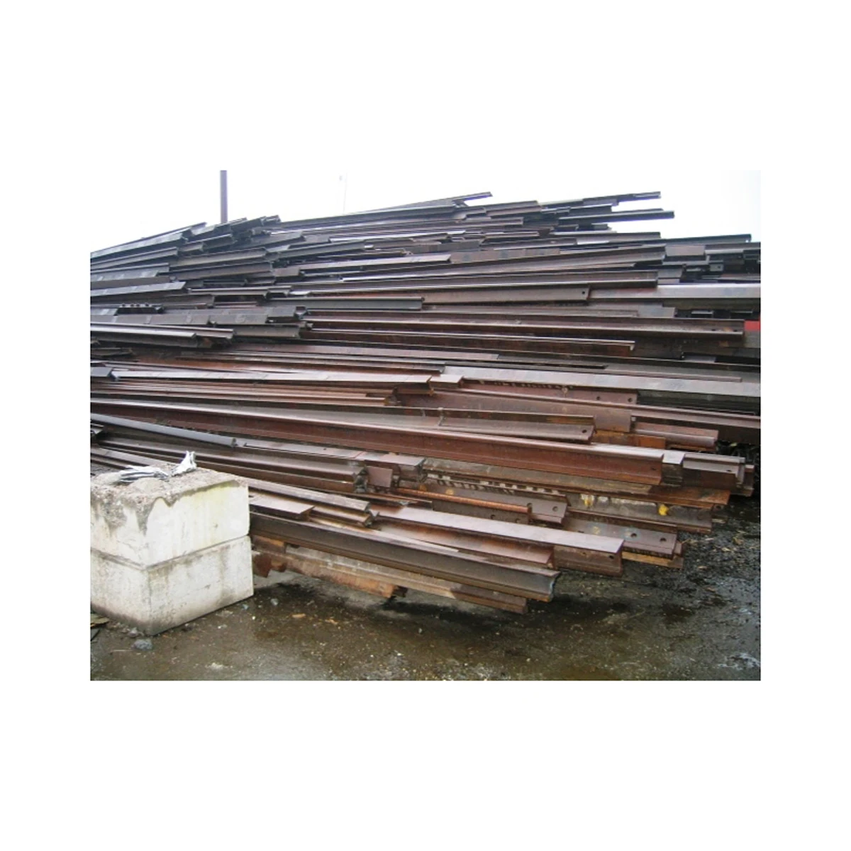 
HMS 1&2 Scrap USED RAIL R50 R65 