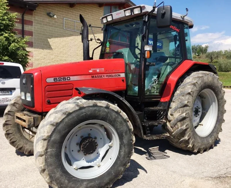 
MASSEY-FERGUSON 6260 For Sale 