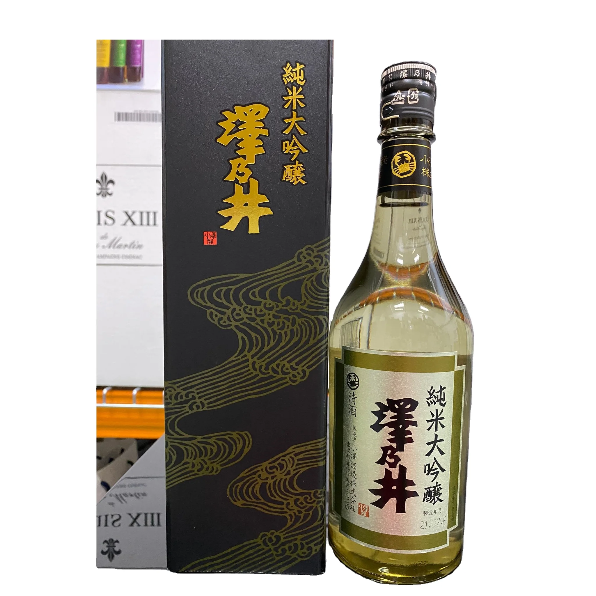 Wholesale Premium Japanese Customized 720ml Alcoholic Beverages Private Label Rice Ingredient Junmai Daiginjo Japanese Sake