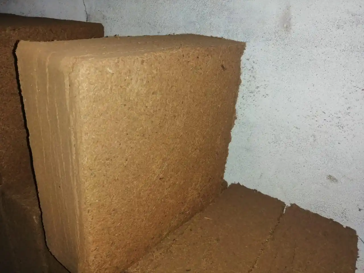  Кокосовый блок используемый на фермах