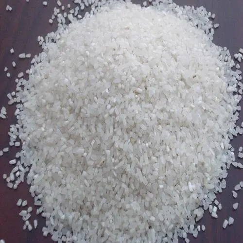 Hot Sale 100% White Rice Factory Price for Animals and Cattle Horse Feed Whole and Broken Kernels Grain
