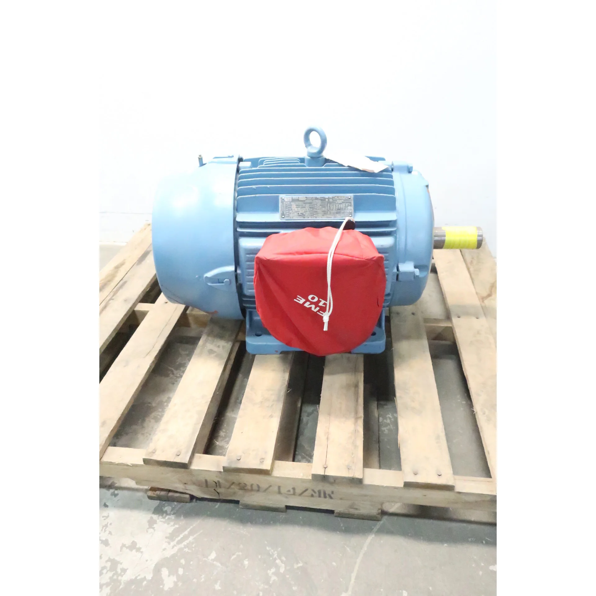 
NEW WEG 02512ET3E324T-W22 324T 3PH 25HP 1180RPM 2-1/8IN 230/460V-AC AC MOTOR 