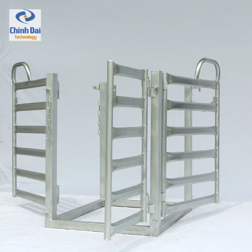 2021 New Product Highly Durable Frame Draft Head for Sheep Yard Livestock with Tumble Gate