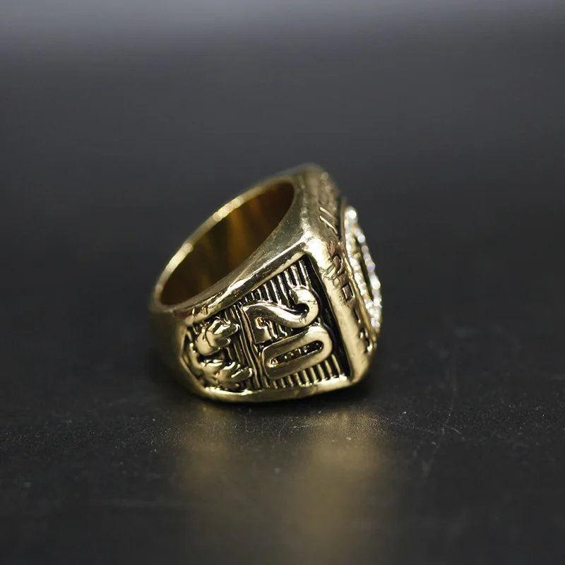 2013 fantasy football championship ring Europe and America popular memorial nostalgic classic ring