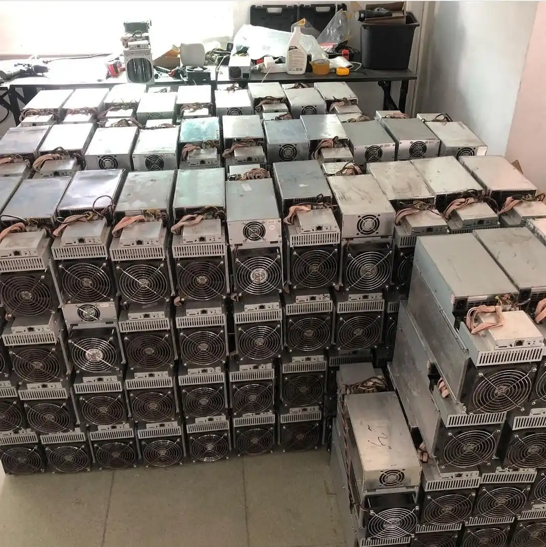 Горячая секундная стрелка Bitmain Antminer t17-61T Asic б/у Майнер Antminer производители
