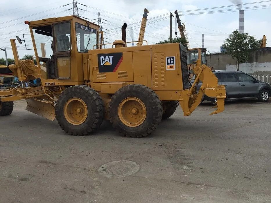 High quality cheap Japan original used cat 14G grader in lowest price high quality for sale in Shanghai