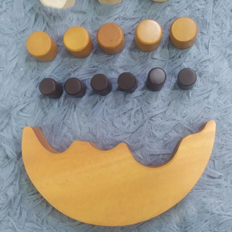Best Seller Moon Equilibrium Game Moon Wooden Stacking Blocks Balancing Game For Baby Toys Wooden