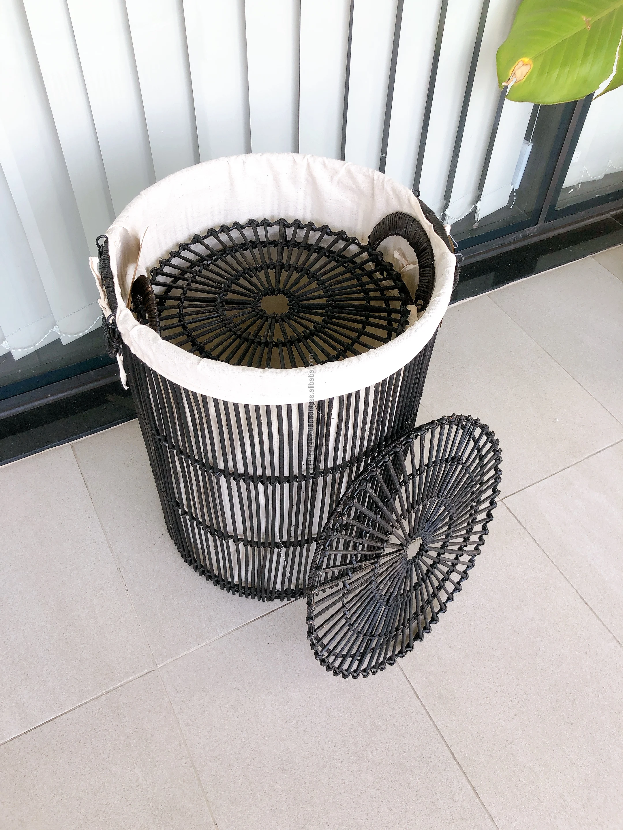 NEGOMBO Black Rattan Laundry Hamper with Spider Web Lid and Fabric Liner Modern Farmhouse (set of 2)