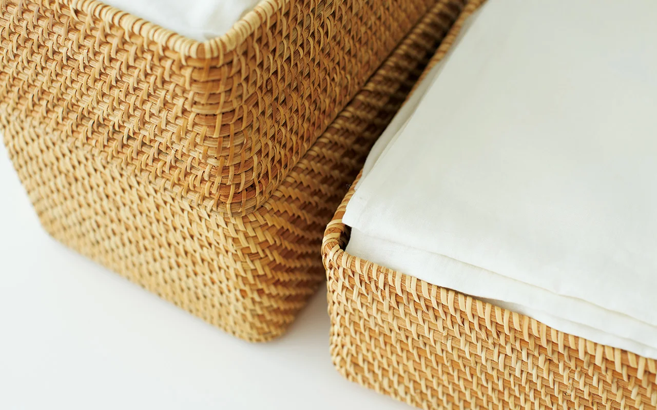 Handmade rattan storage basket with lid and handles rattan hamper basket sustainable sturdy
