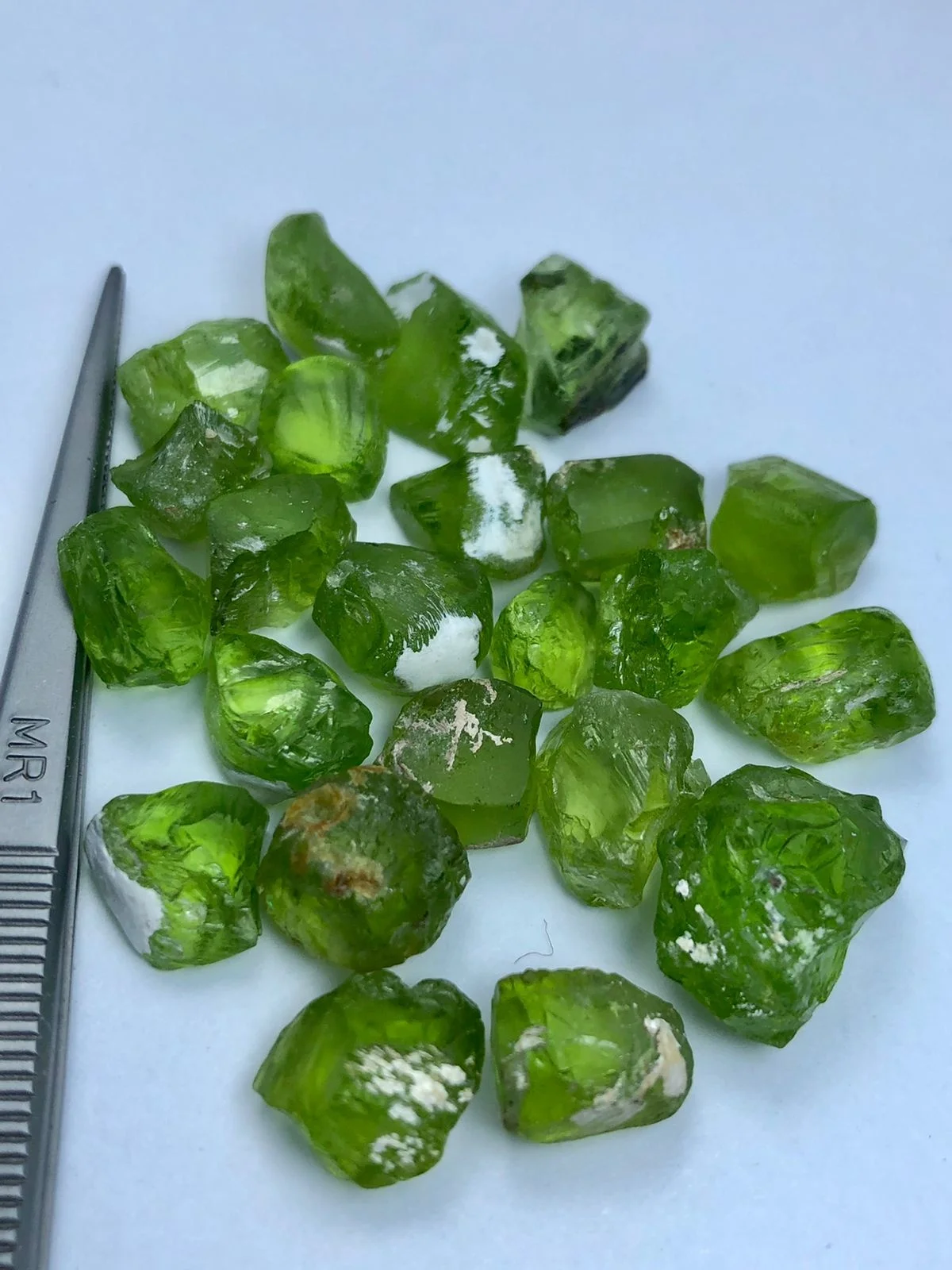 Top Quality Natural Peridot Rough GemStone / Natural Green Rough Peridot