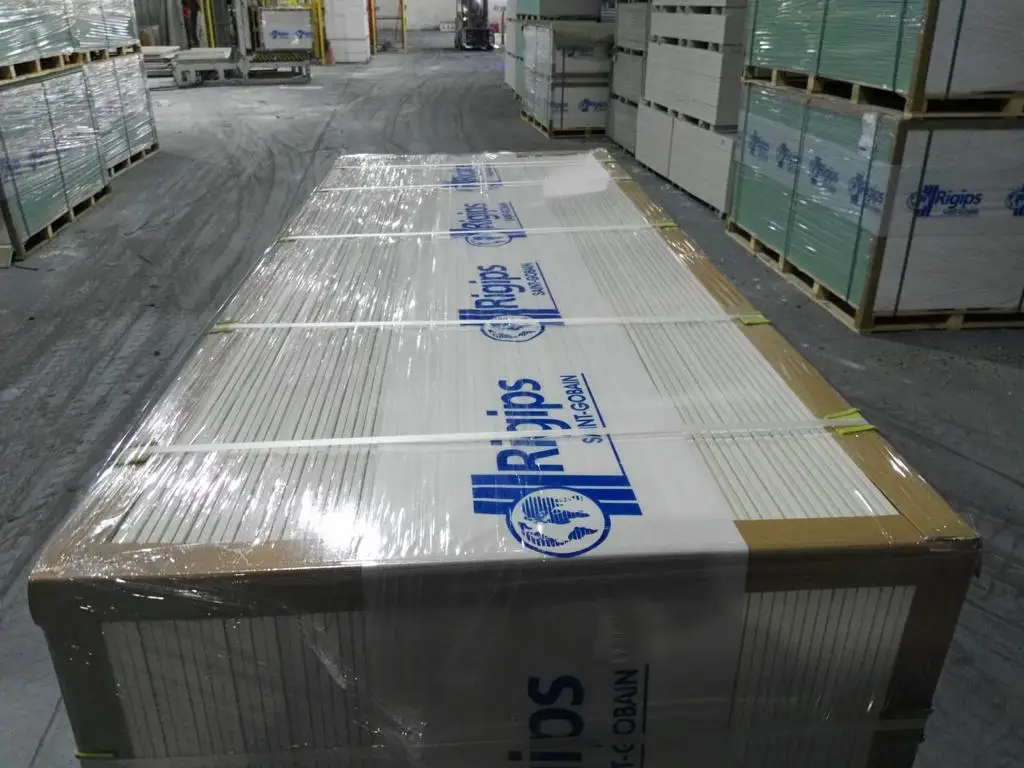 British Gypsum Moisture Resistant Gypsum Board Waterproof Plasterboard For Interior Plaster Ceiling Board