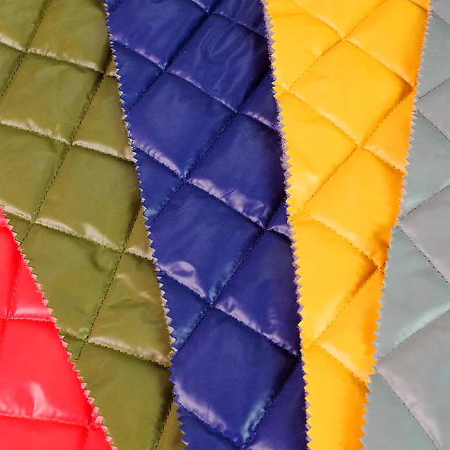  Стеганая ткань из полиэстера/курточная ткань/Зимний текстиль пуховая