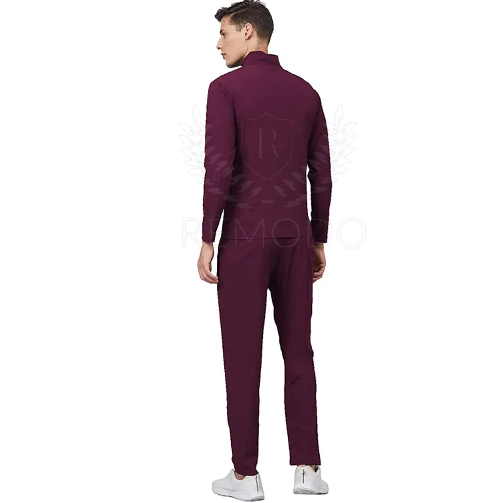 
Wholesale Men Tracksuit Set Custom Tracksuit for Men Gym Training Wear 