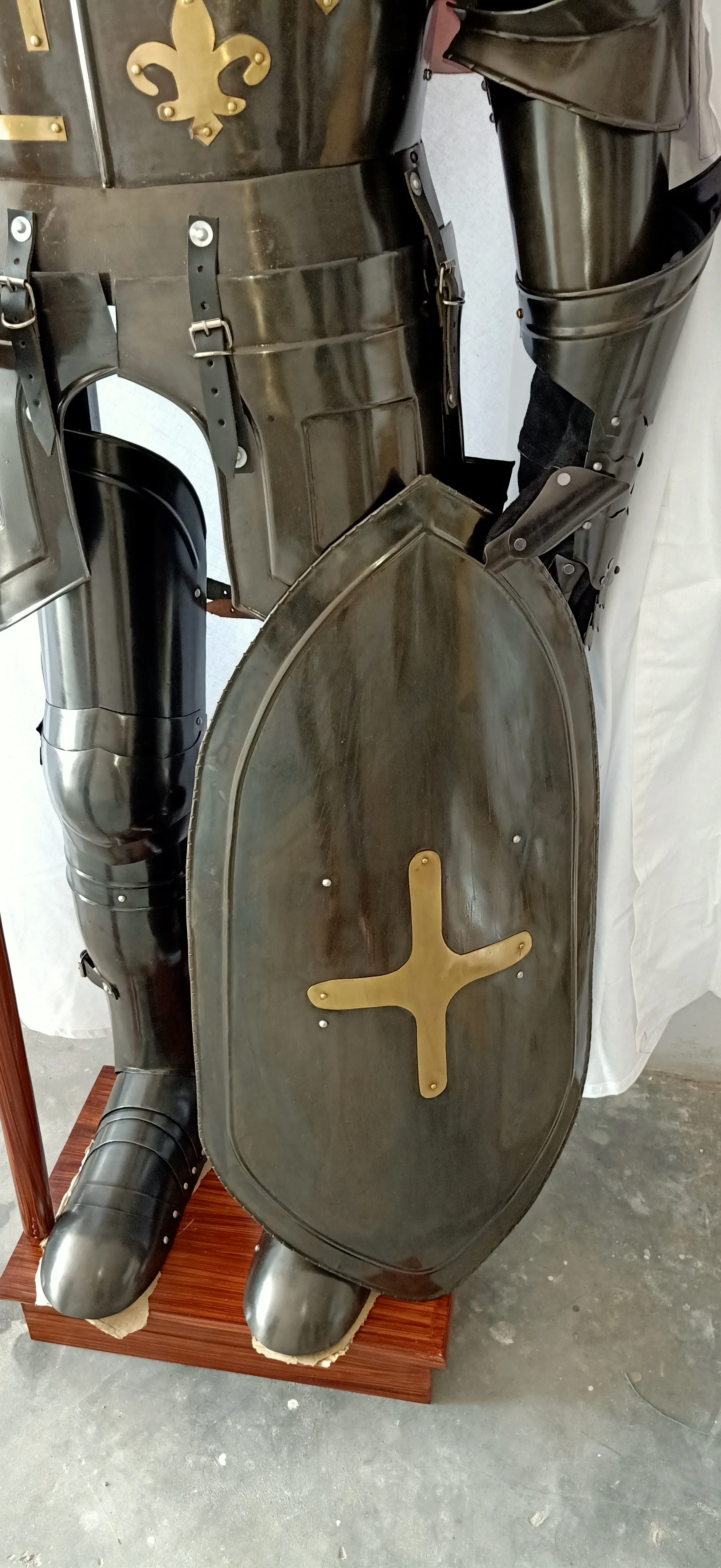 Medieval Knight Suit of Armor Ancient Full Body Costume Reenactment battle Ready With Wooden Stand