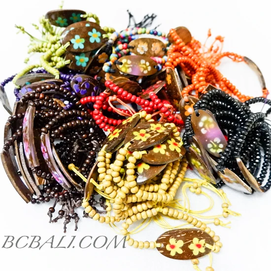 Handmade Wooden Coco Beads Bracelets Painting Mix Color Free Shipping Wholesale Price 300 Pieces Free Shipping
