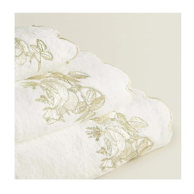 2022 Latest Design White Color Wedding Towel With Golden Thread Embroidery Available For Sale In Reasonable Price