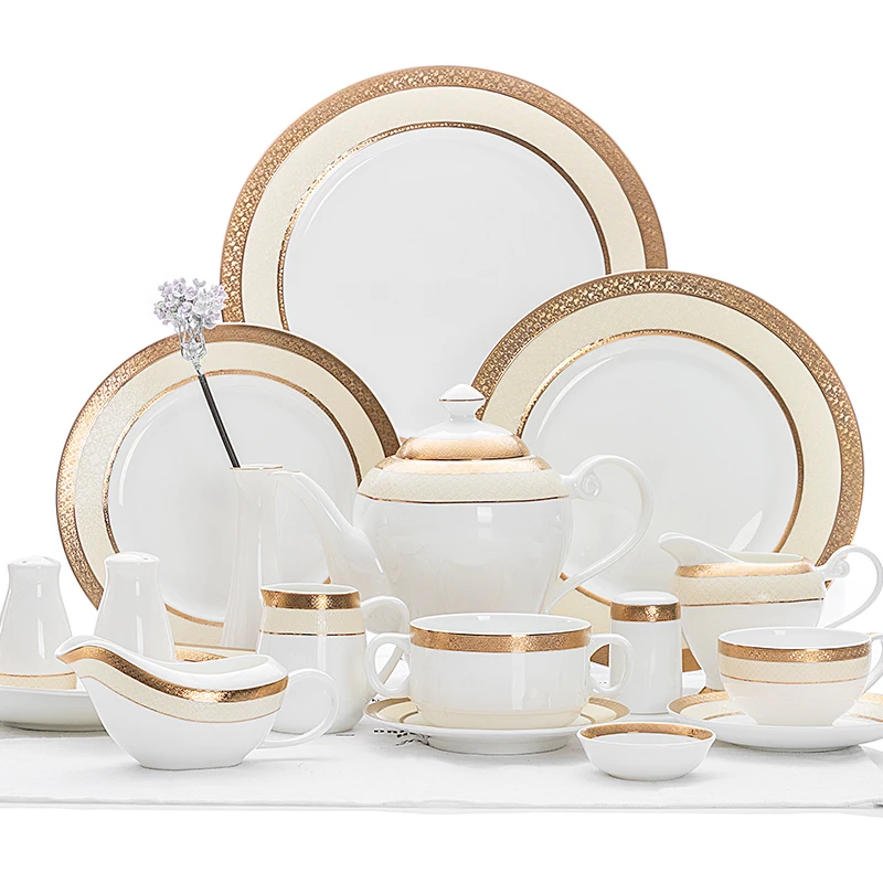 Guangzhou Wholesale Hotel Fine Bone China Porcelain, Thin Bone China Gold Rimmed Luxury Ceramic Plates Dinner Set~