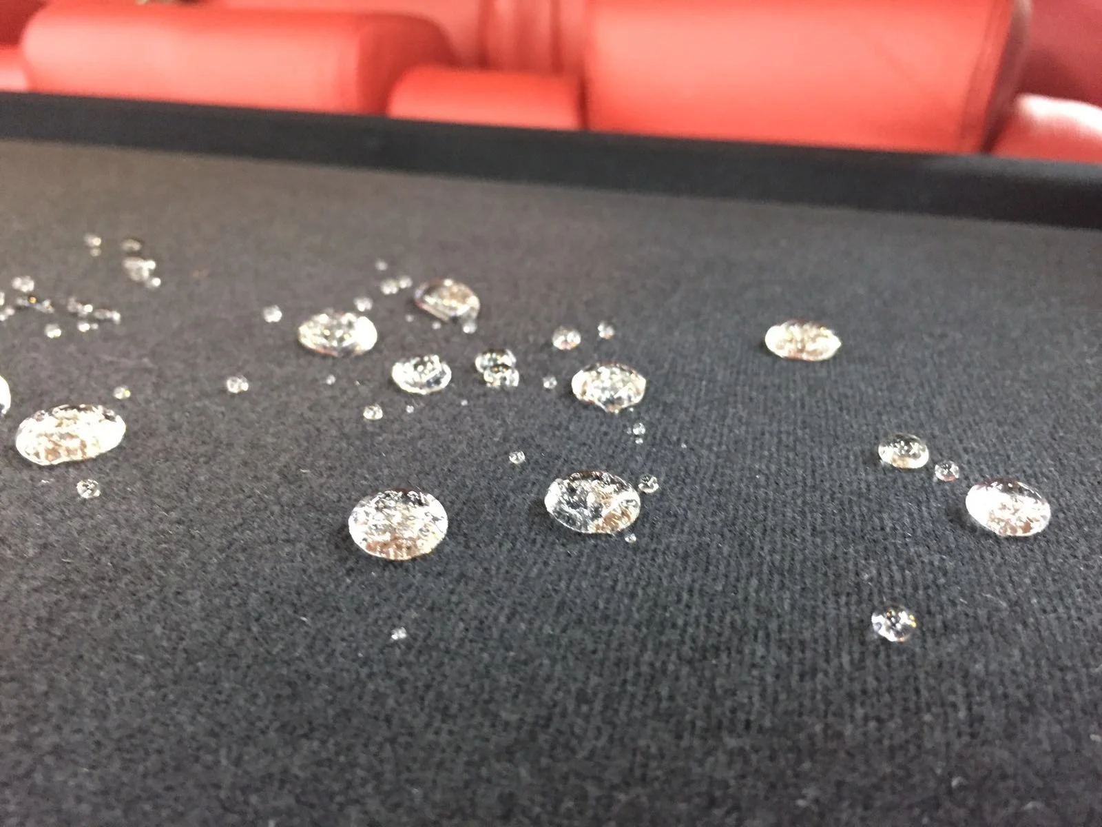 
Nano Hydrophobic Self Cleaning Fabric Coating Waterproof Water Repellent oleophobic Spray 