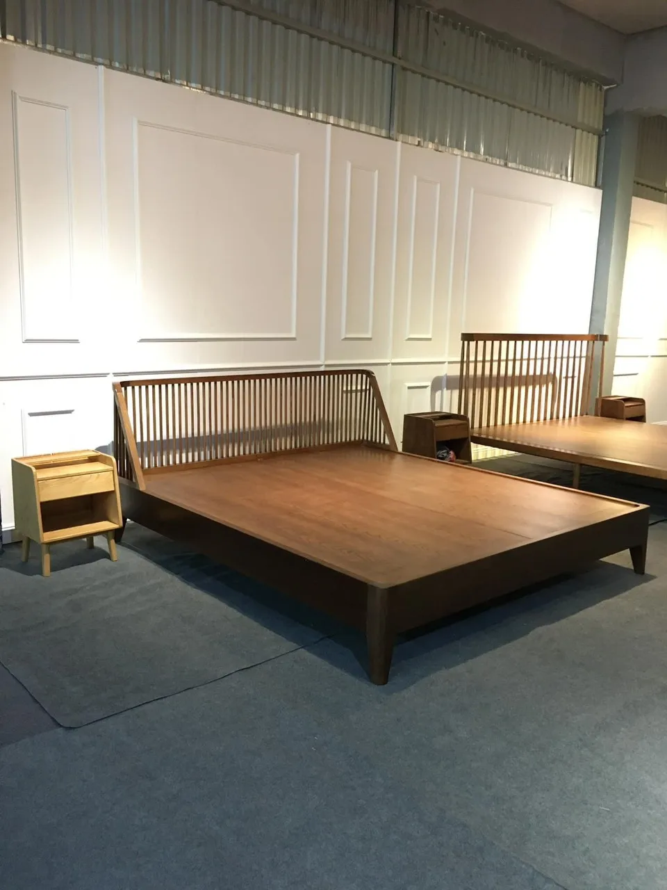 High Quality Wholesale Natural Color Bed Room Application Wooden Bed Export From Vietnam