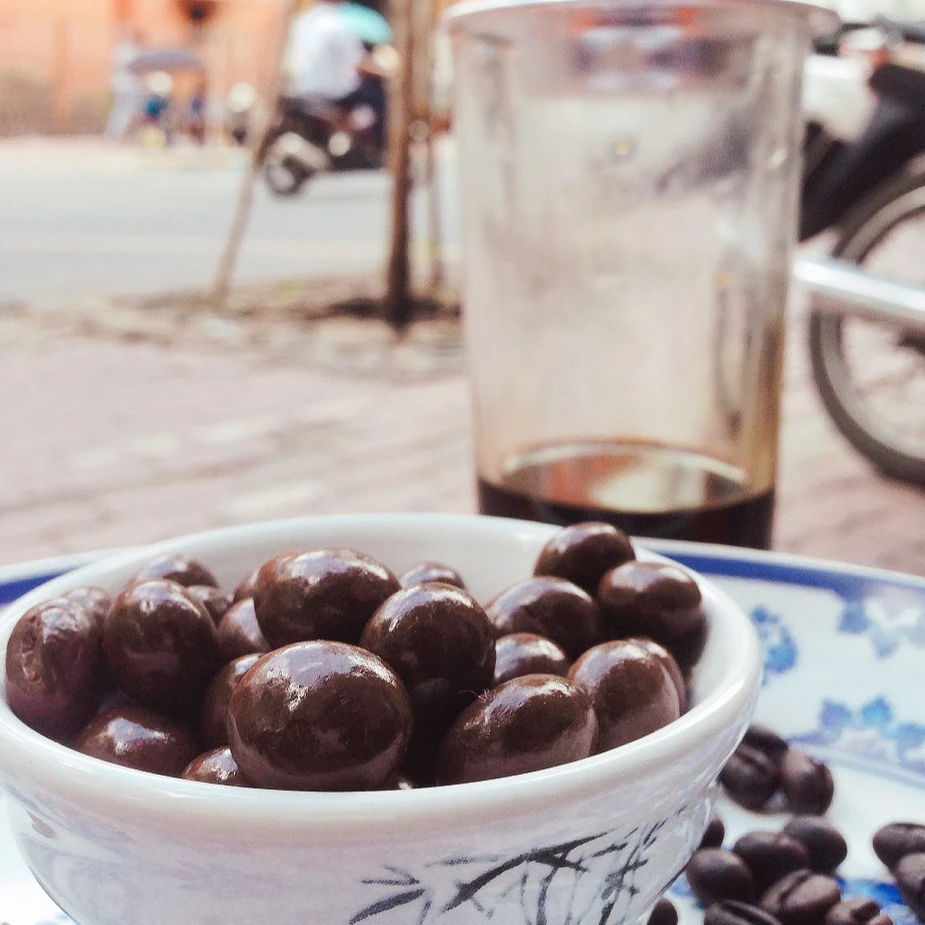 Professional manufacturing high quality nuts chocolate dragees for Chocolate lover