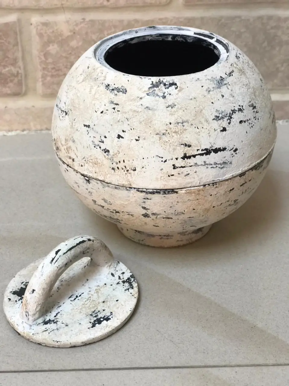 Factory Direct Export Quality New Design Round Shaped Candle Jar Rustic Aluminum 3pcs Shaped Candle Vessel With Handle Jar