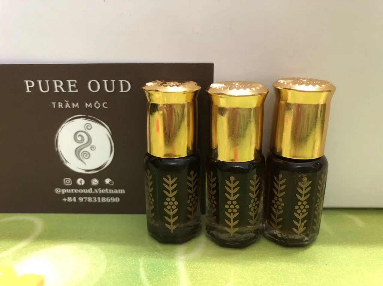VIETNAM OUD OIL PURE AND LONG-LASTING SMELL - STRONG SWEET