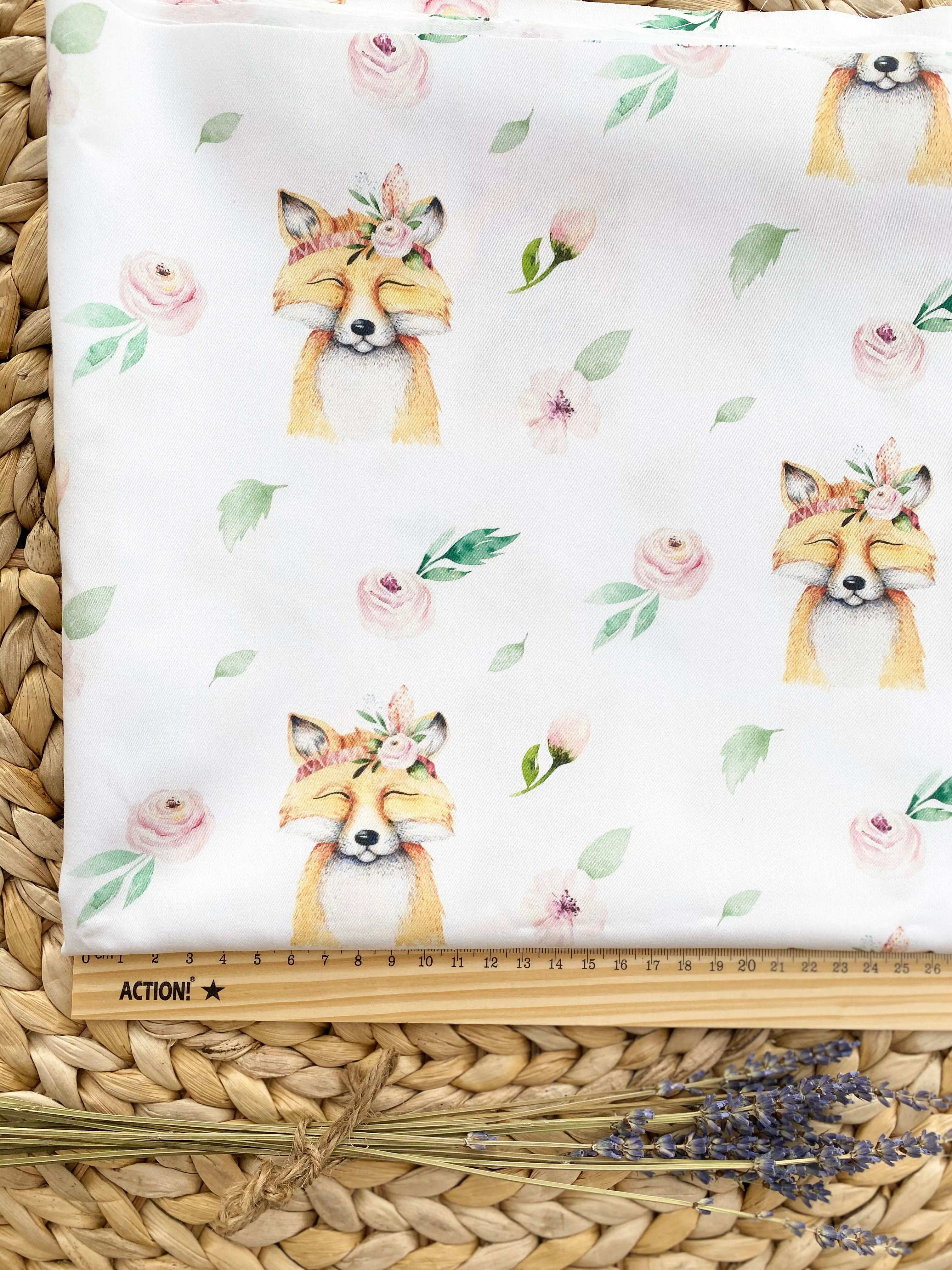 Premium Quality Durable, Smooth and Durable Material Density 140g / sq.m Satin Cotton 100% Printing Service